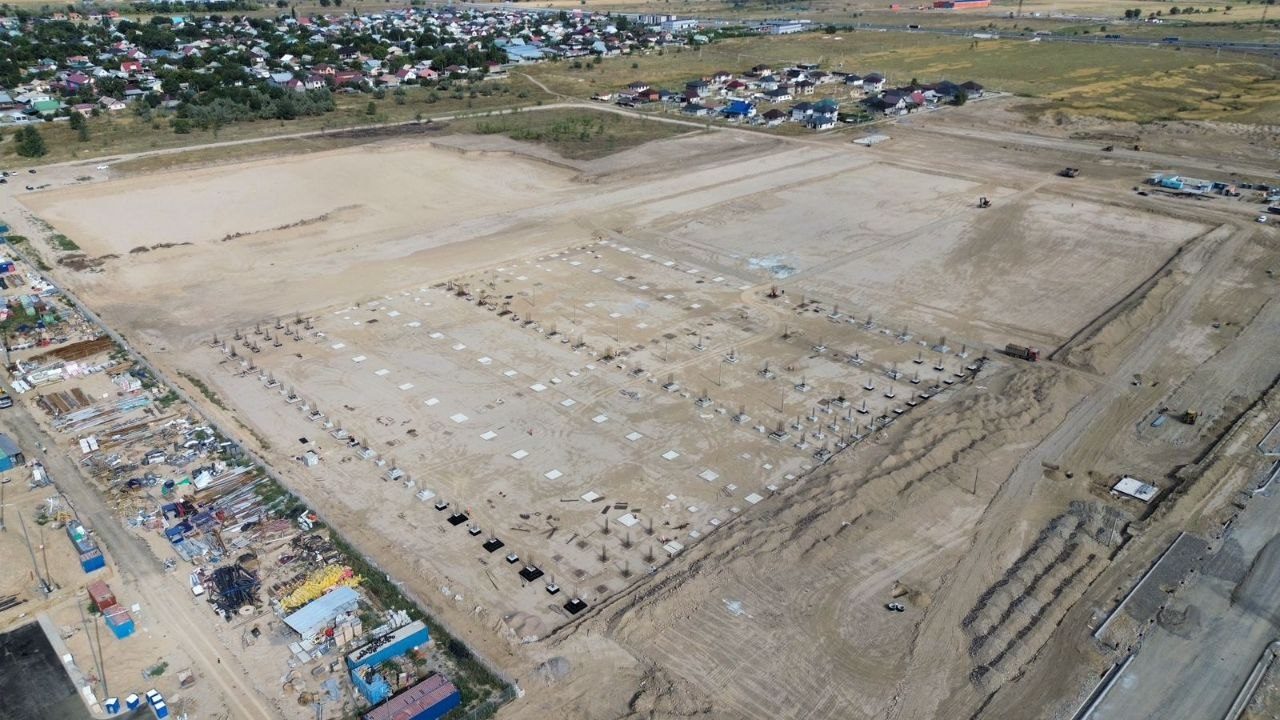 Site with materials yard and site compound